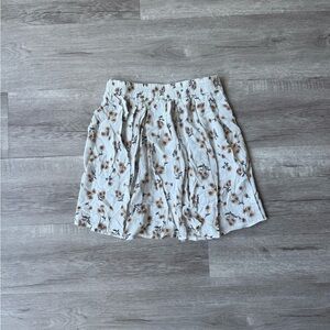 Brandy Melville Cream and Brown Floral Mini Skirt
